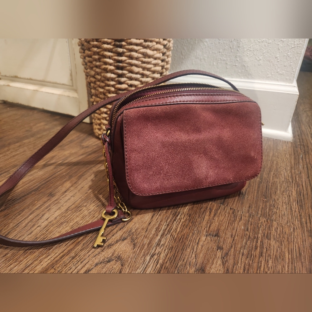 Fossil Aria Small Crossbody